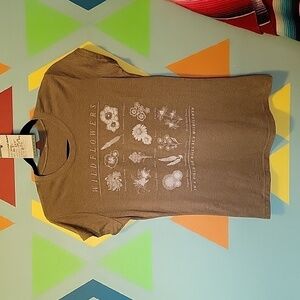 Licensed Character Women's Tshirt In A Field Of Roses Be A Wildflower Size Large